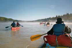 Kanutour am Athabaska River in Kanada